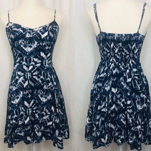 Above the knee Aeropostale dress